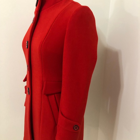 Brand new woman’s winter coat.
Size:S to XL.
Kashmir. - Picture 3 of 6